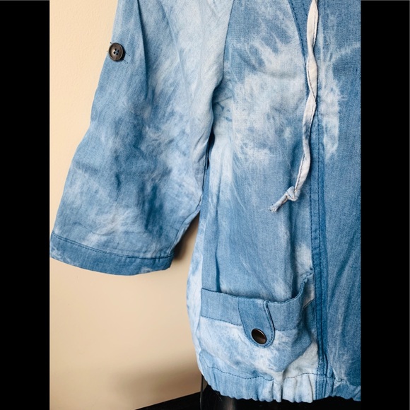 Woman Soft Dennim zipper blouse - Picture 2 of 3